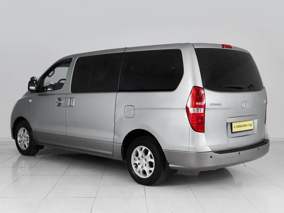 Hyundai H-1