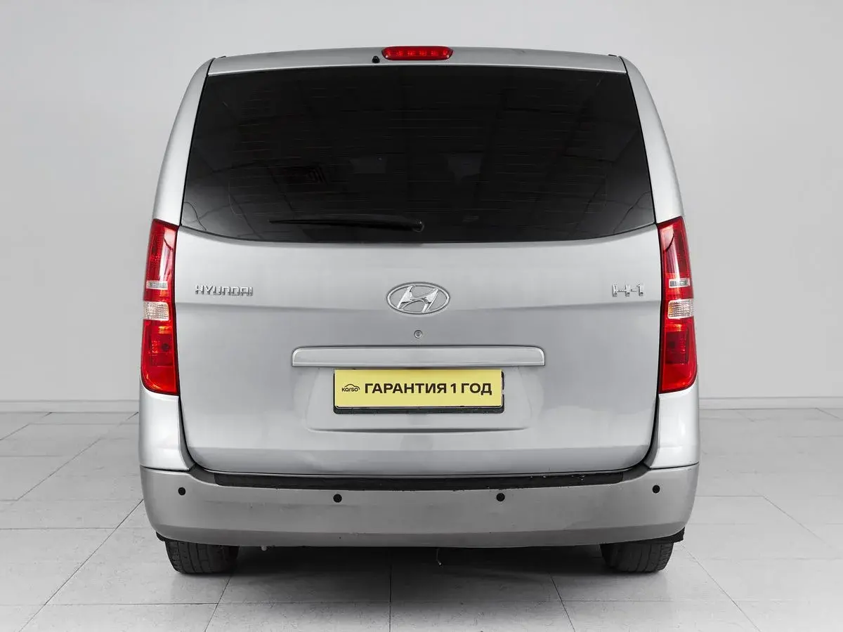 Hyundai H-1