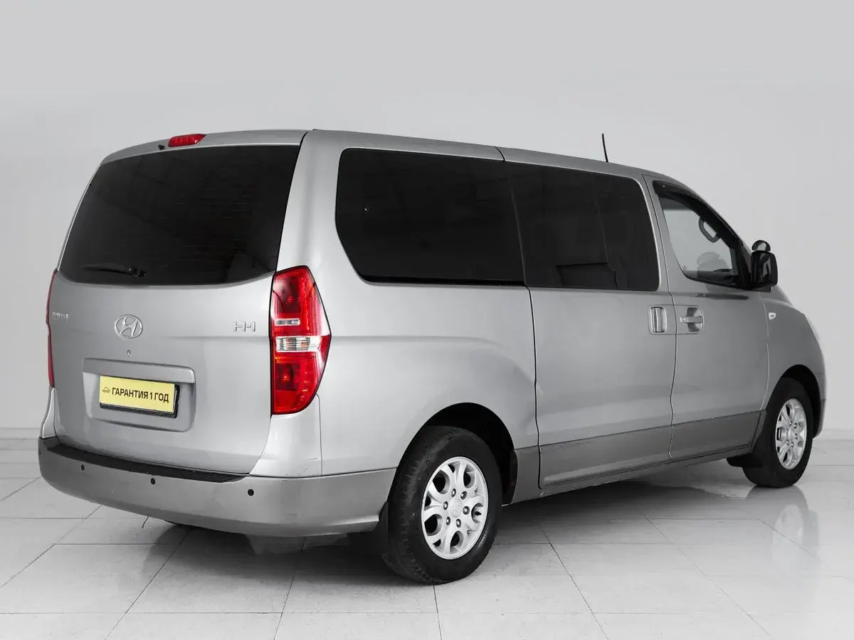 Hyundai H-1