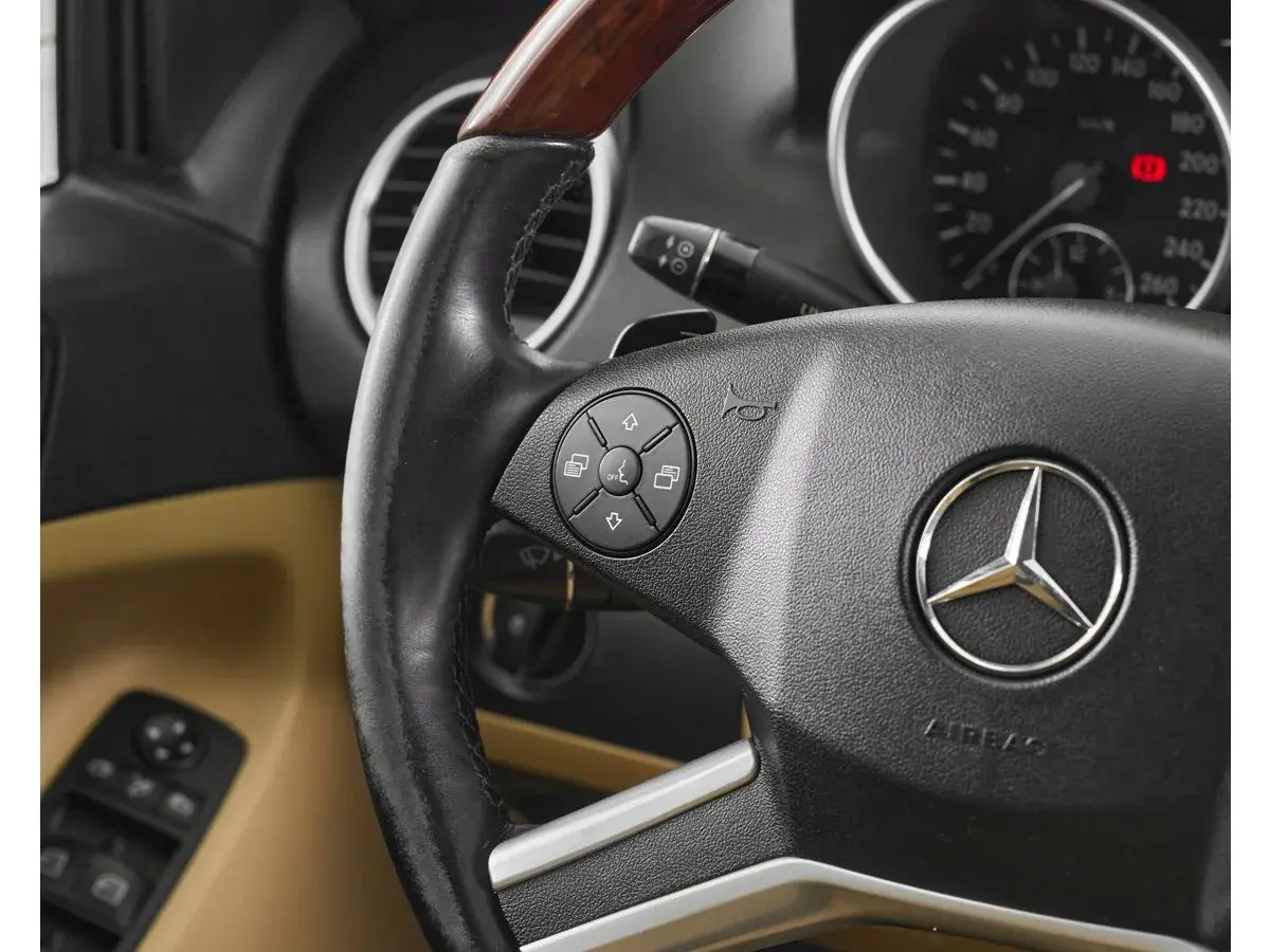 Mercedes benz M-Класс