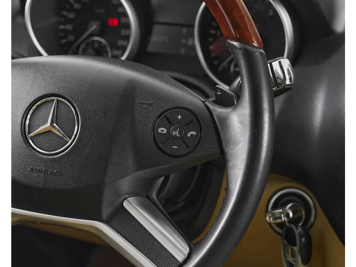 Mercedes benz M-Класс