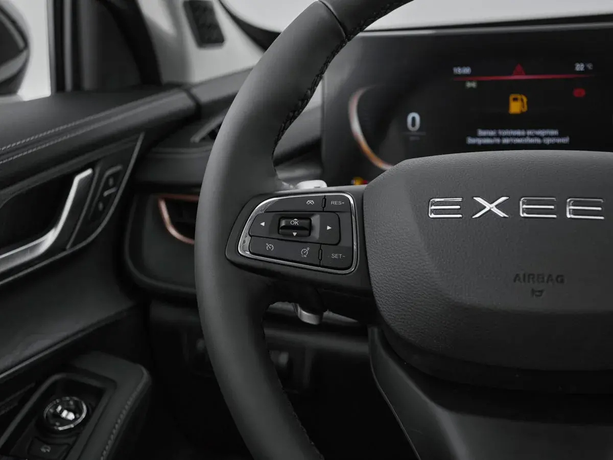 EXEED LX