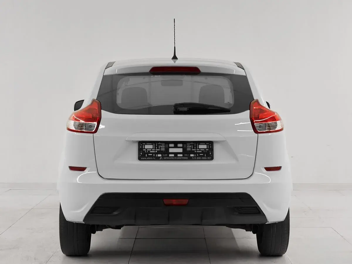 Lada XRAY