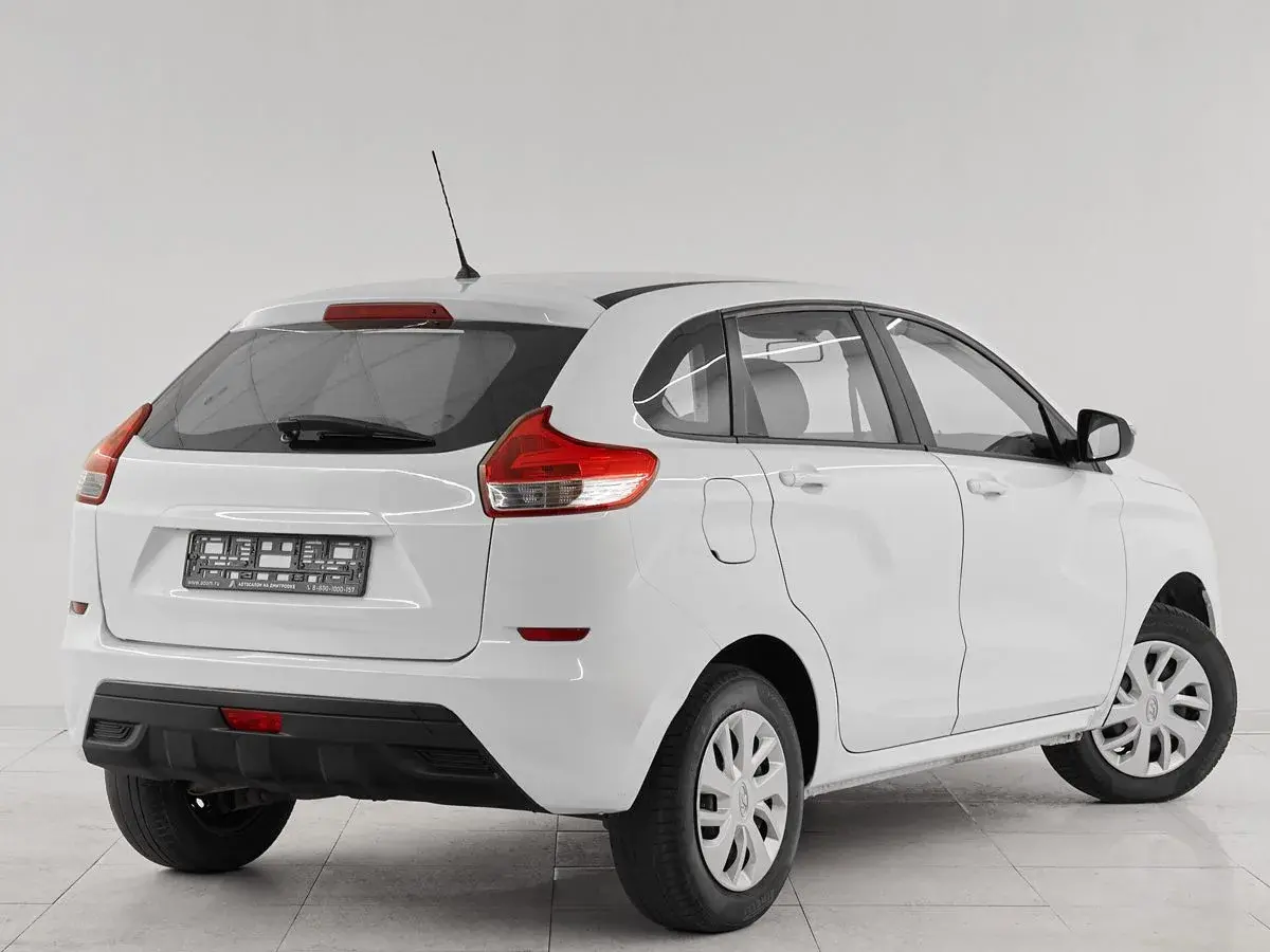 Lada XRAY