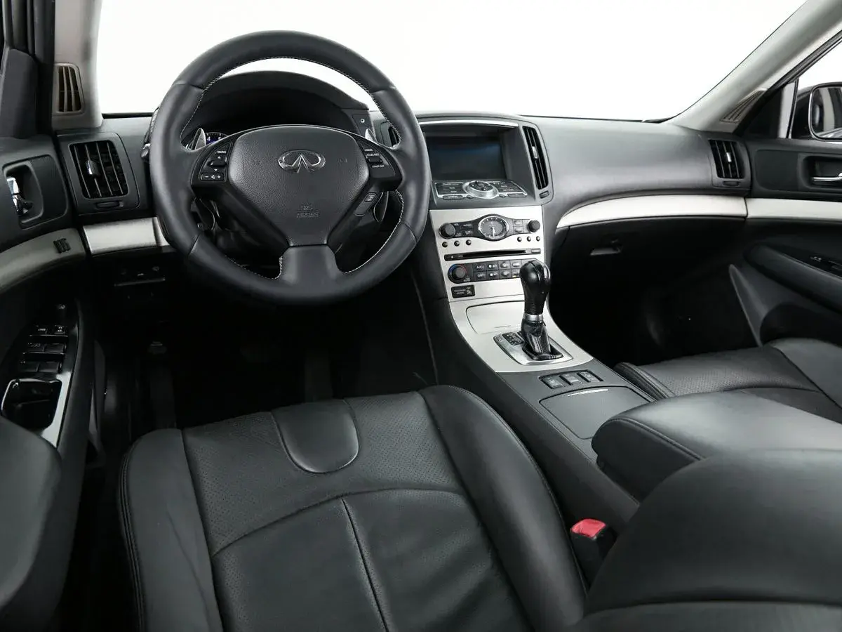 Infiniti G