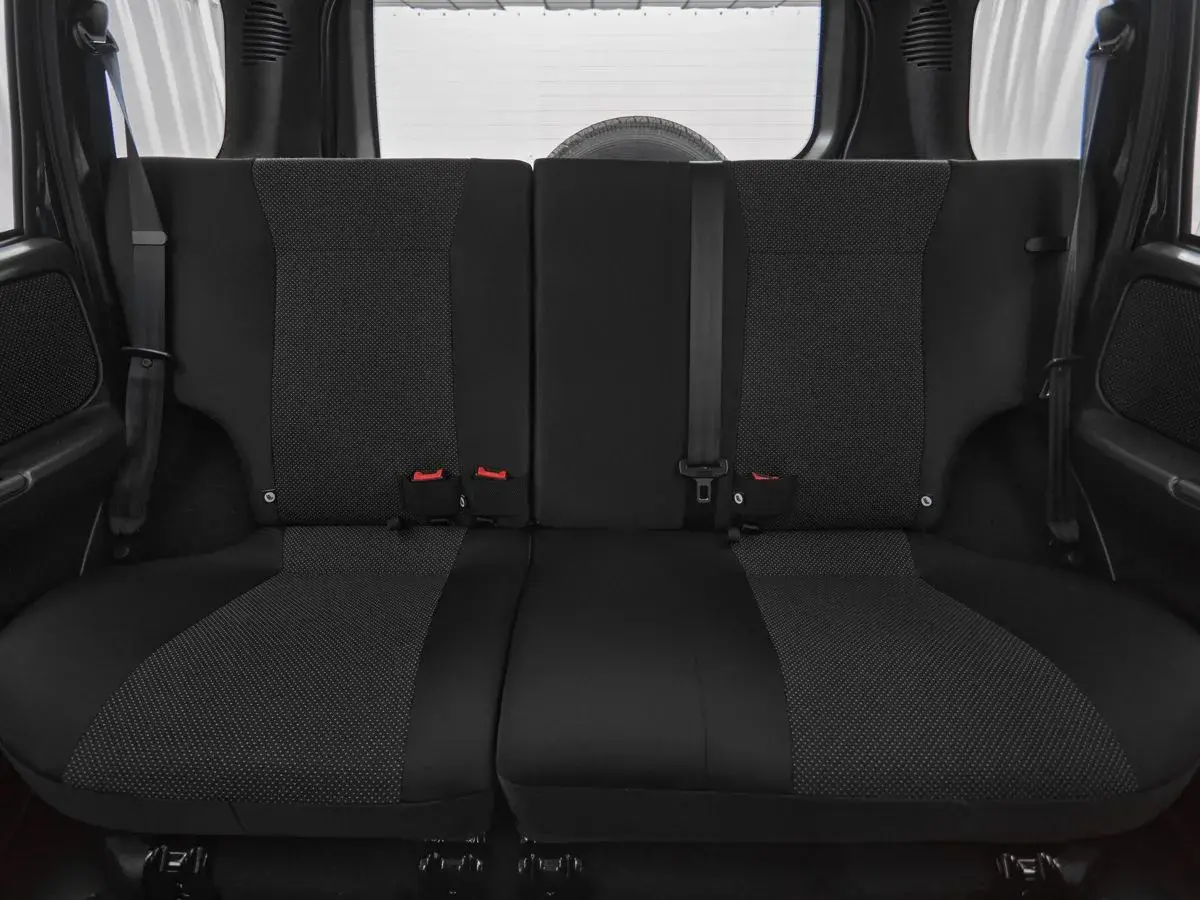 Lada Niva Travel