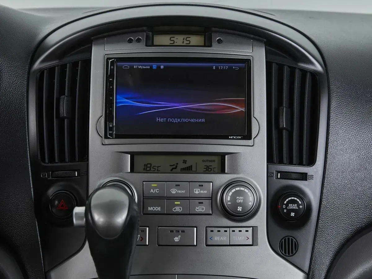 Hyundai Grand Starex