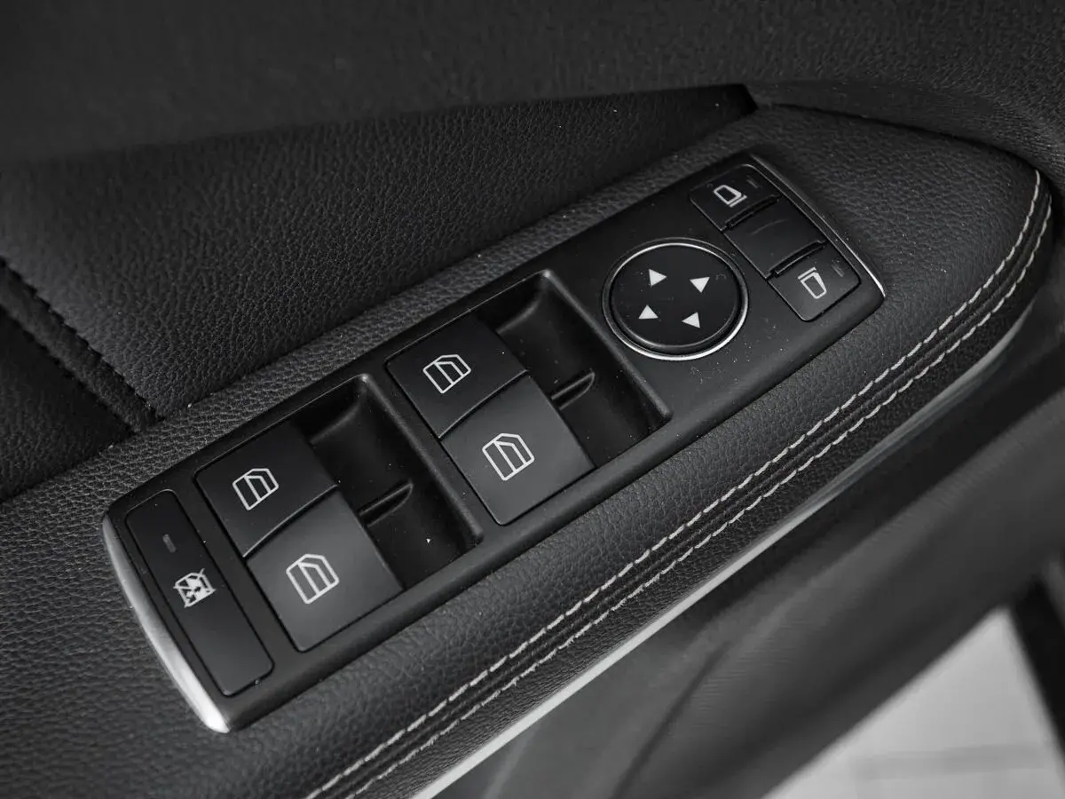 Mercedes benz E-Класс