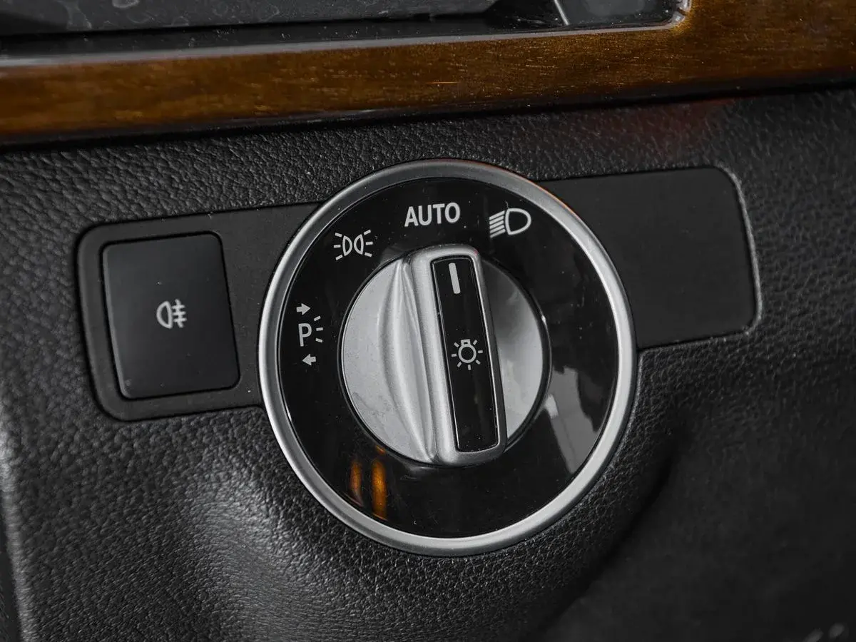 Mercedes benz E-Класс