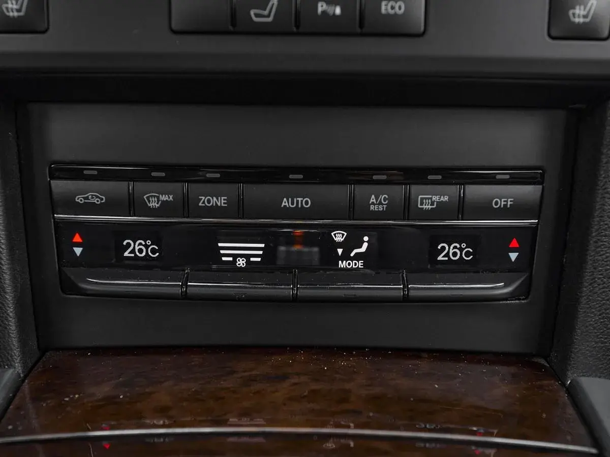 Mercedes benz E-Класс