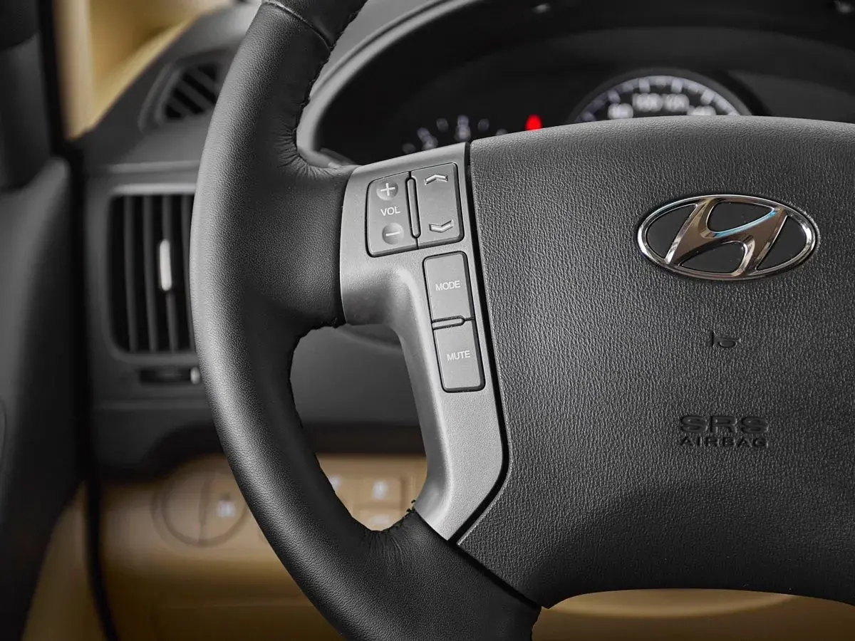 Hyundai H-1
