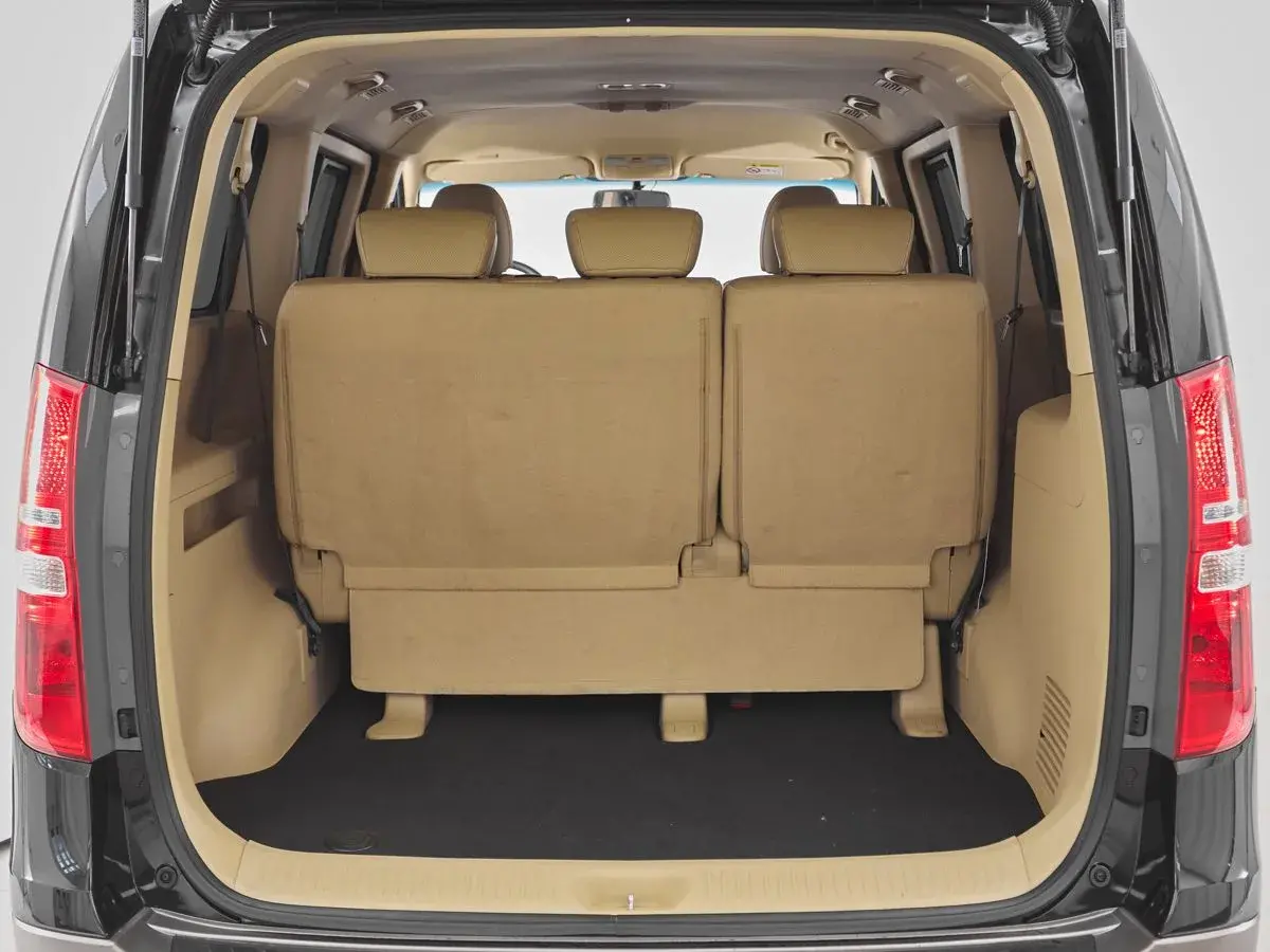 Hyundai H-1