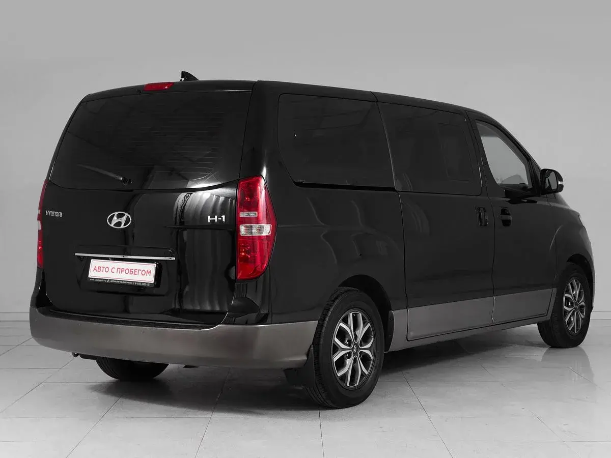 Hyundai H-1