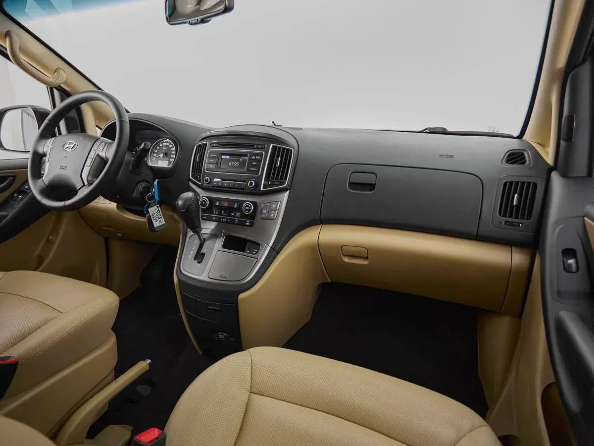 Hyundai H-1