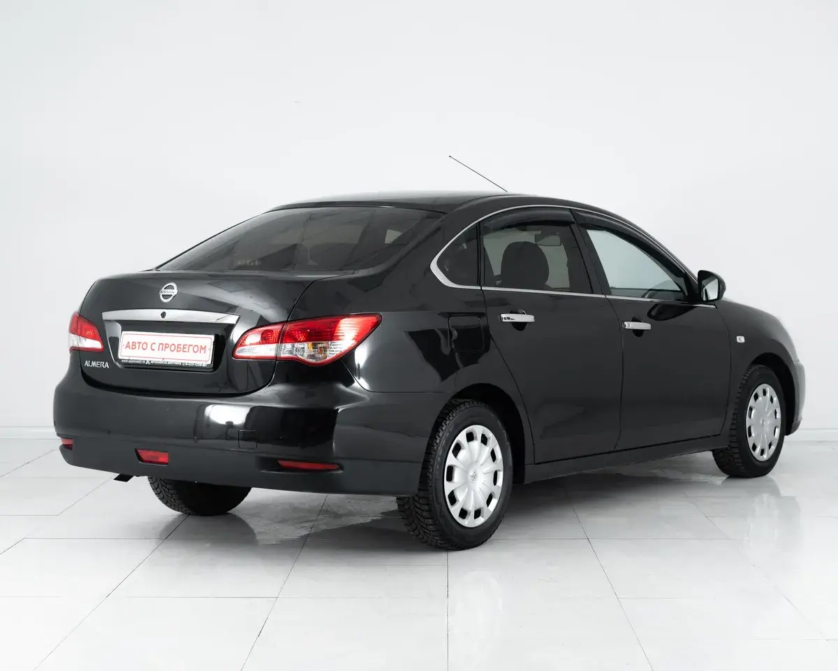 Nissan Almera