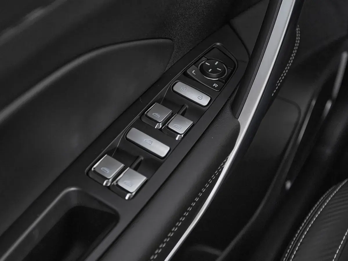 Geely Atlas Pro