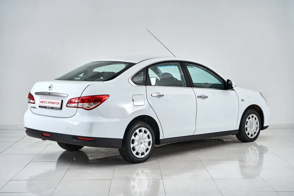 Nissan Almera