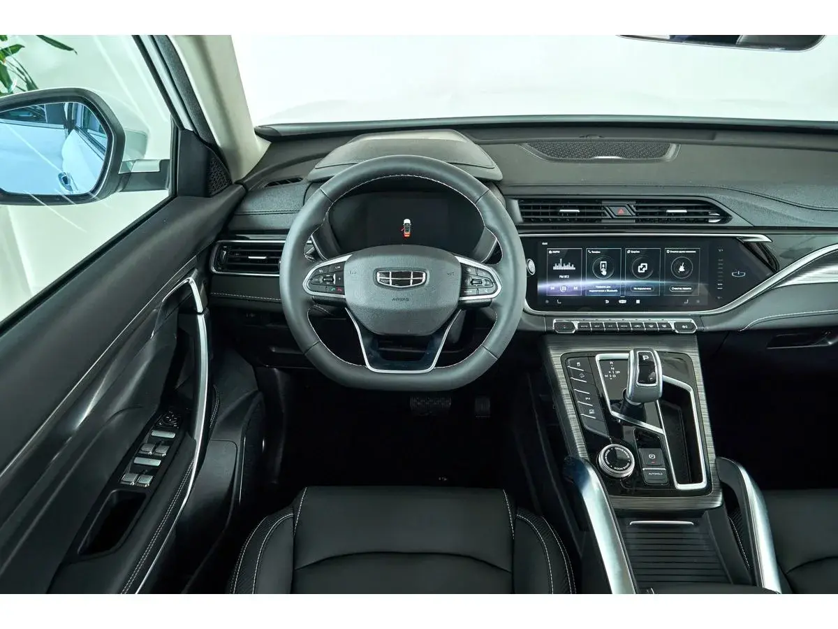 Geely Atlas Pro