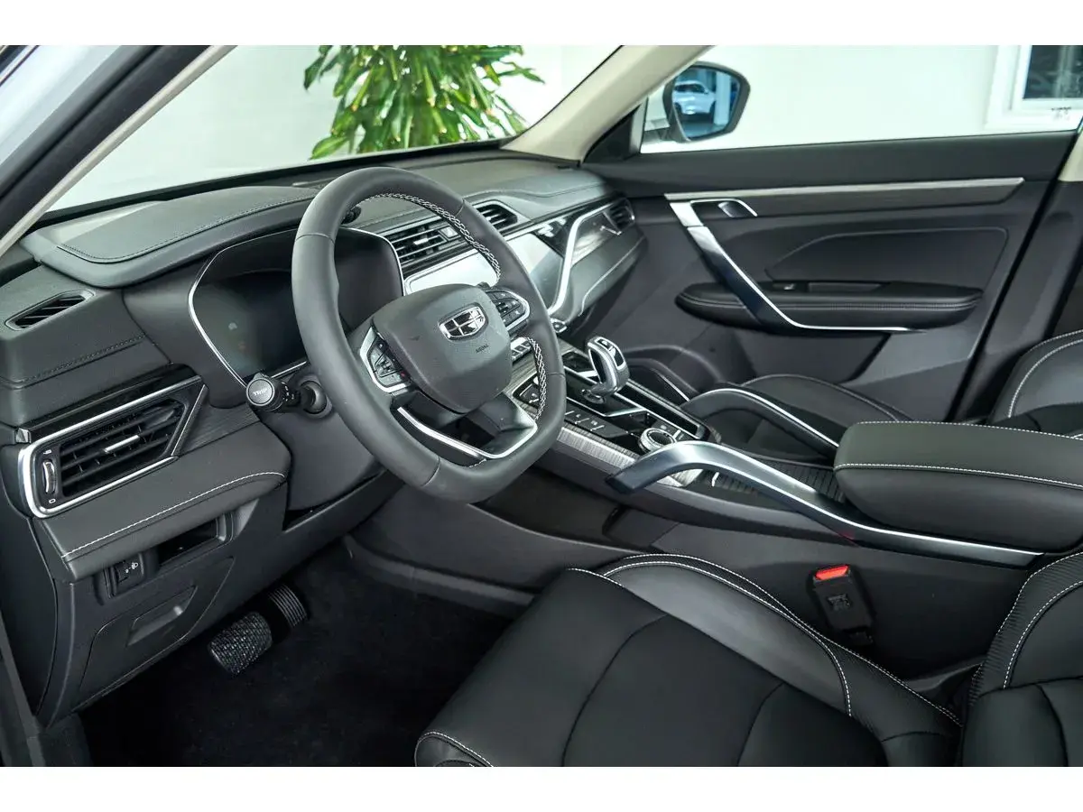 Geely Atlas Pro