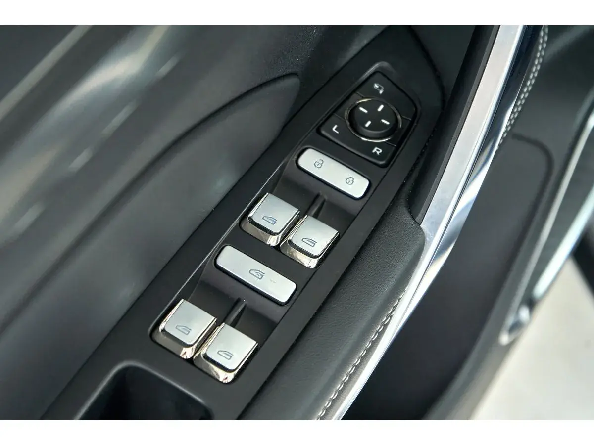 Geely Atlas Pro