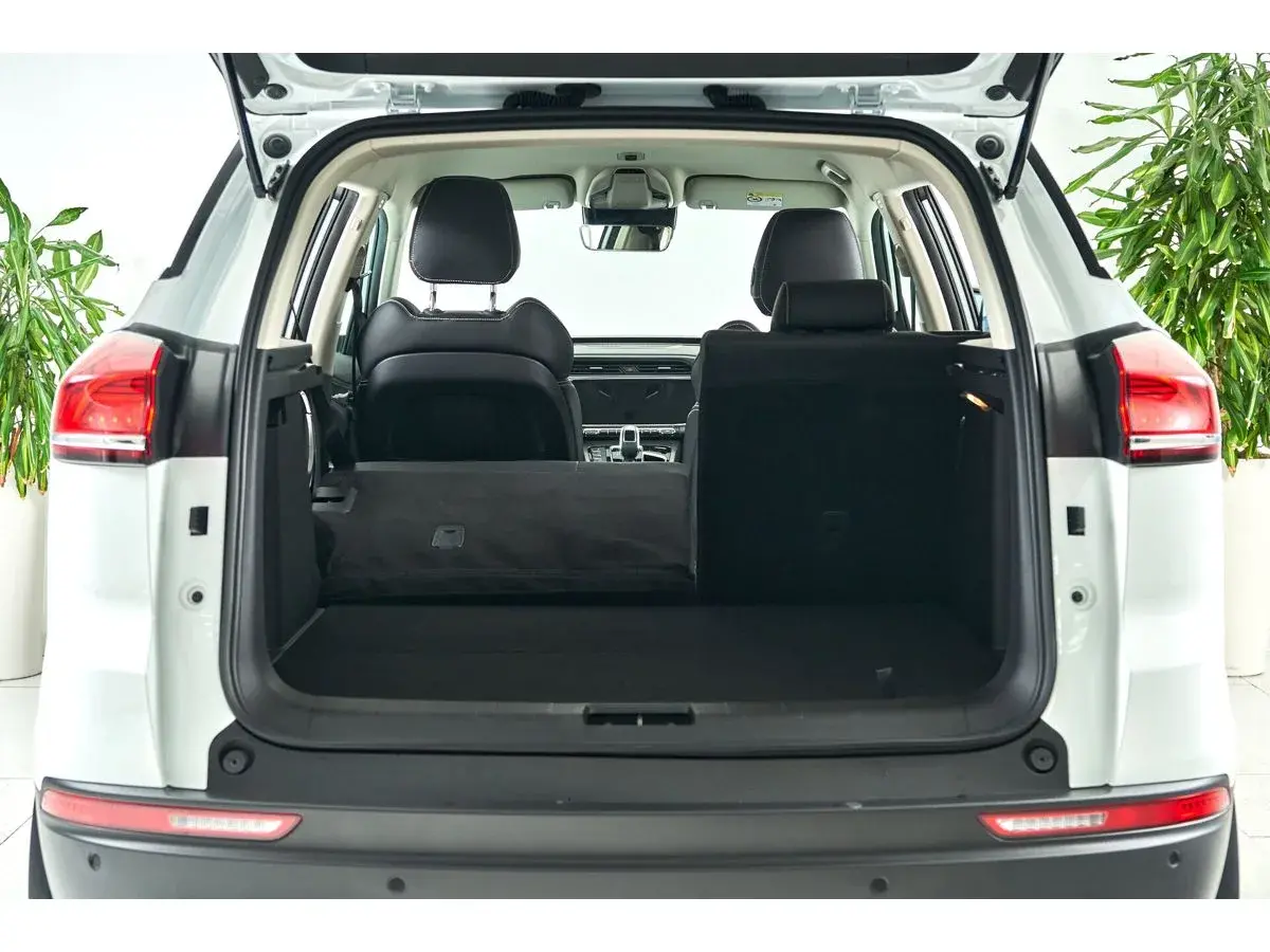 Geely Atlas Pro