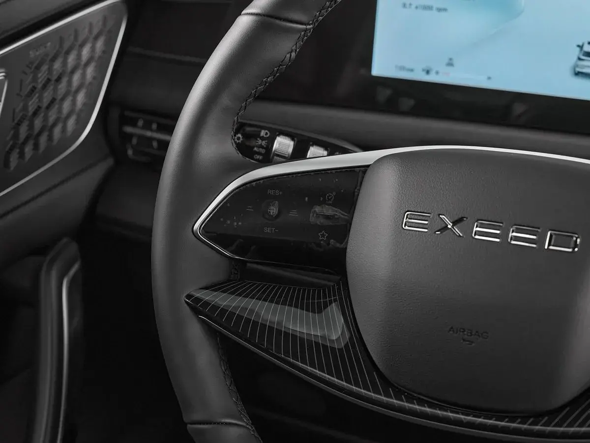 EXEED LX