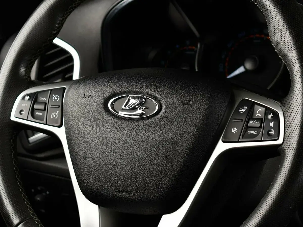 Lada XRAY