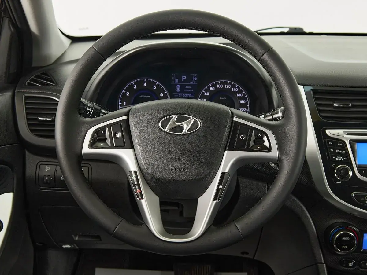 Hyundai Solaris