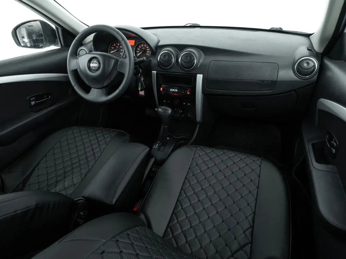 Nissan Almera