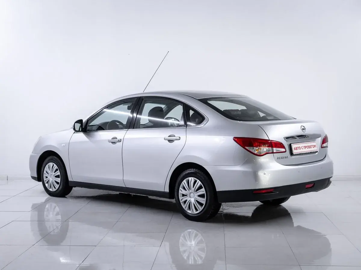 Nissan Almera