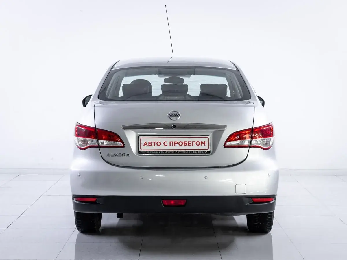 Nissan Almera