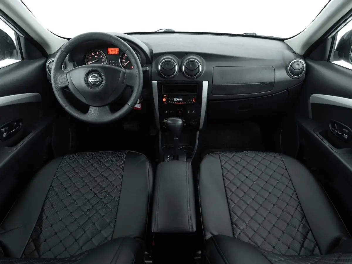 Nissan Almera