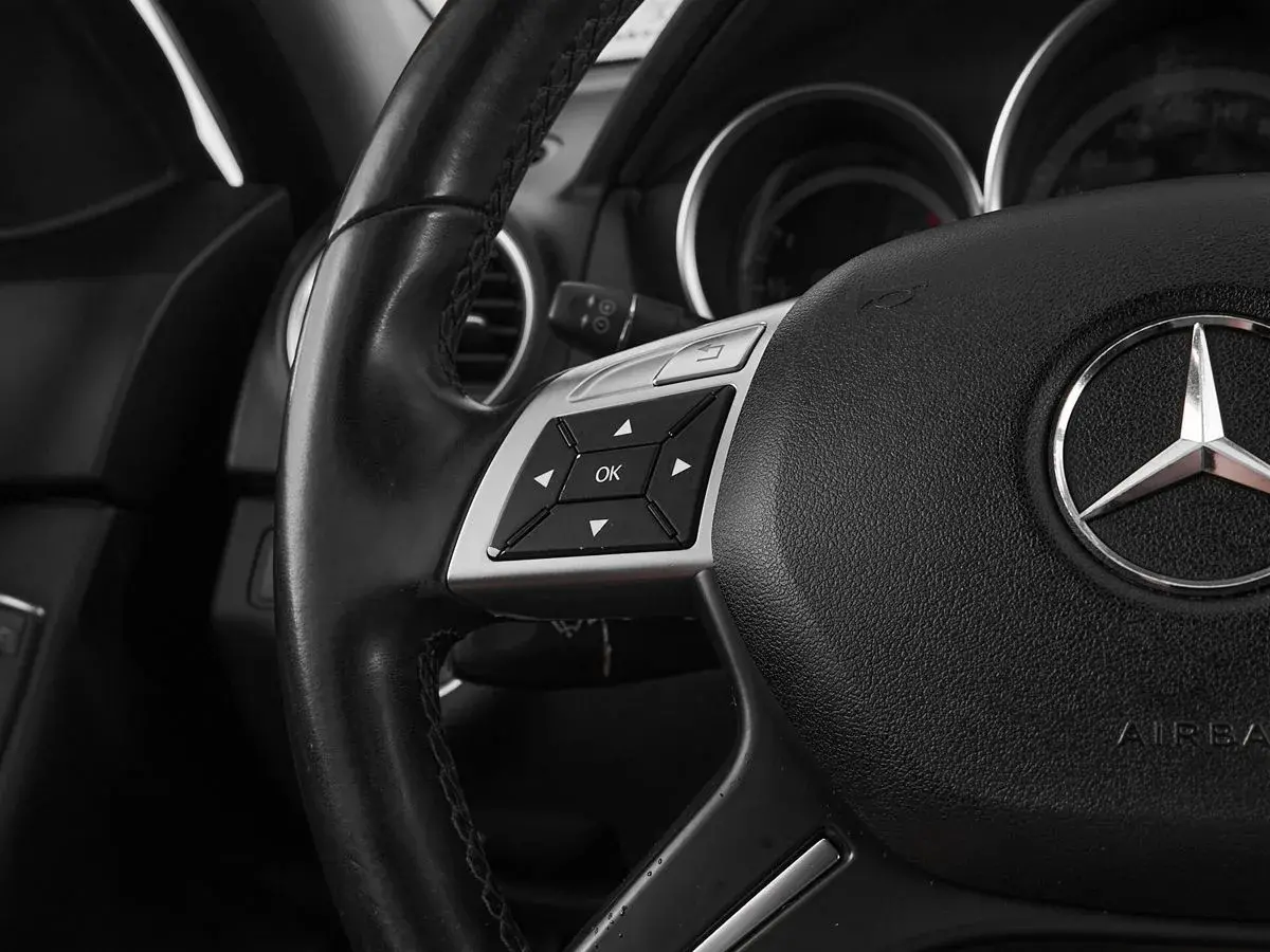 Mercedes benz C-Класс