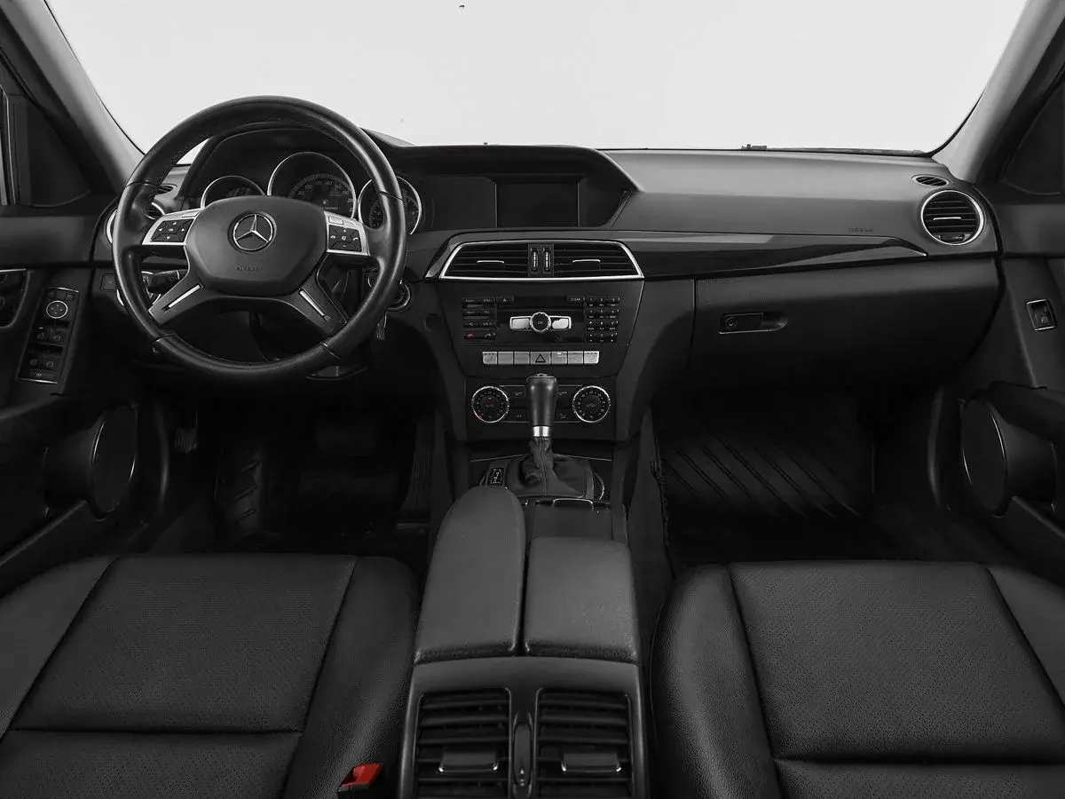 Mercedes benz C-Класс