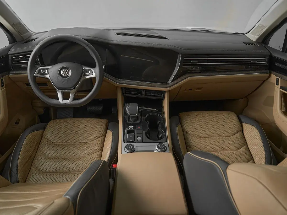 Volkswagen Touareg