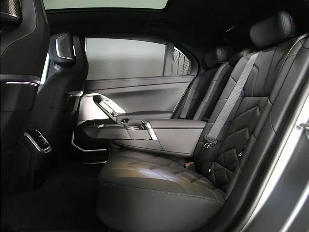 BMW 7 серии