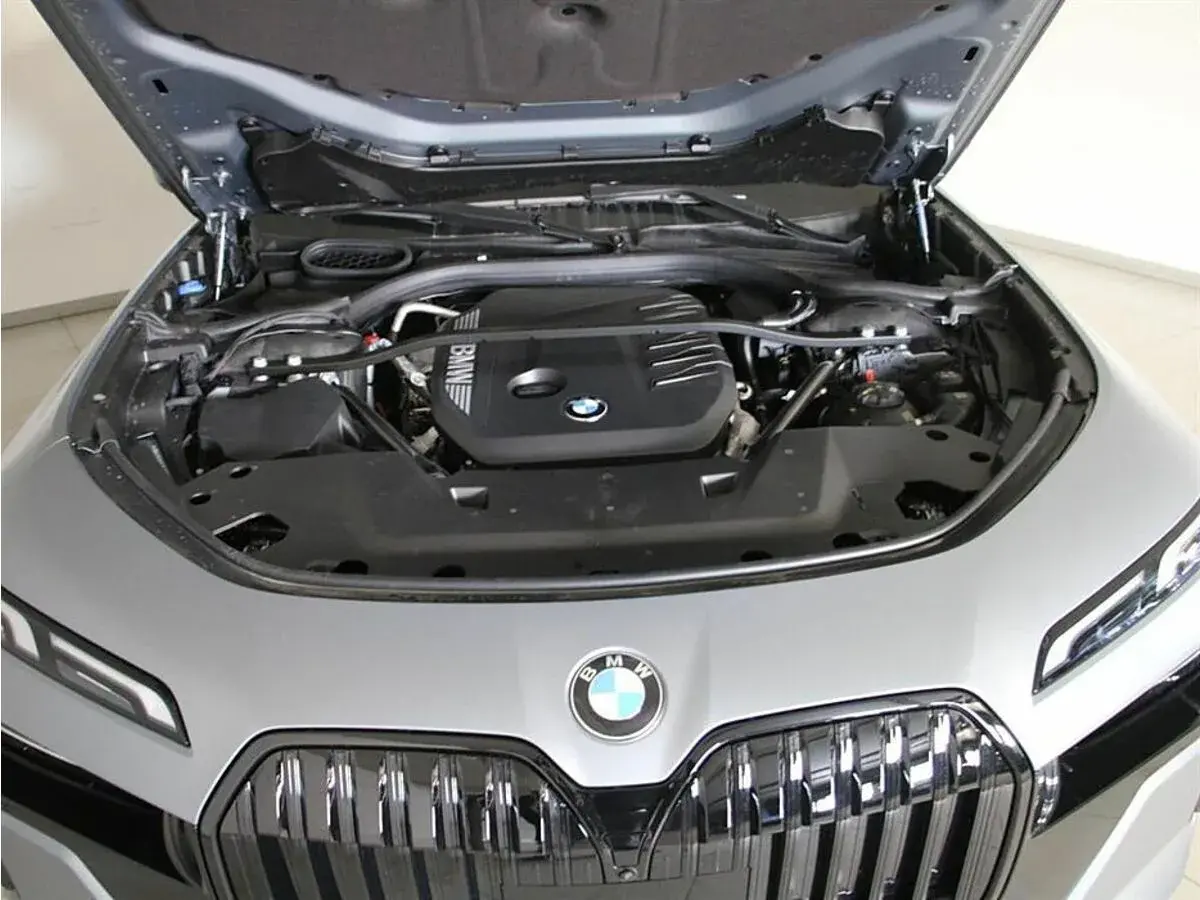 BMW 7 серии