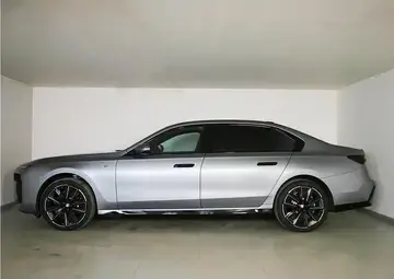 BMW 7 серии Вид 2