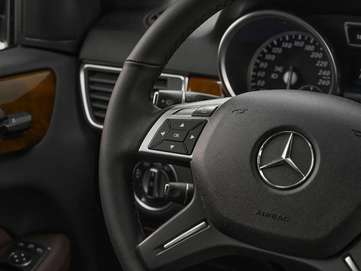 Mercedes benz M-Класс