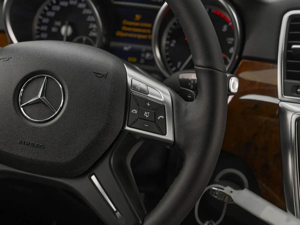 Mercedes benz M-Класс