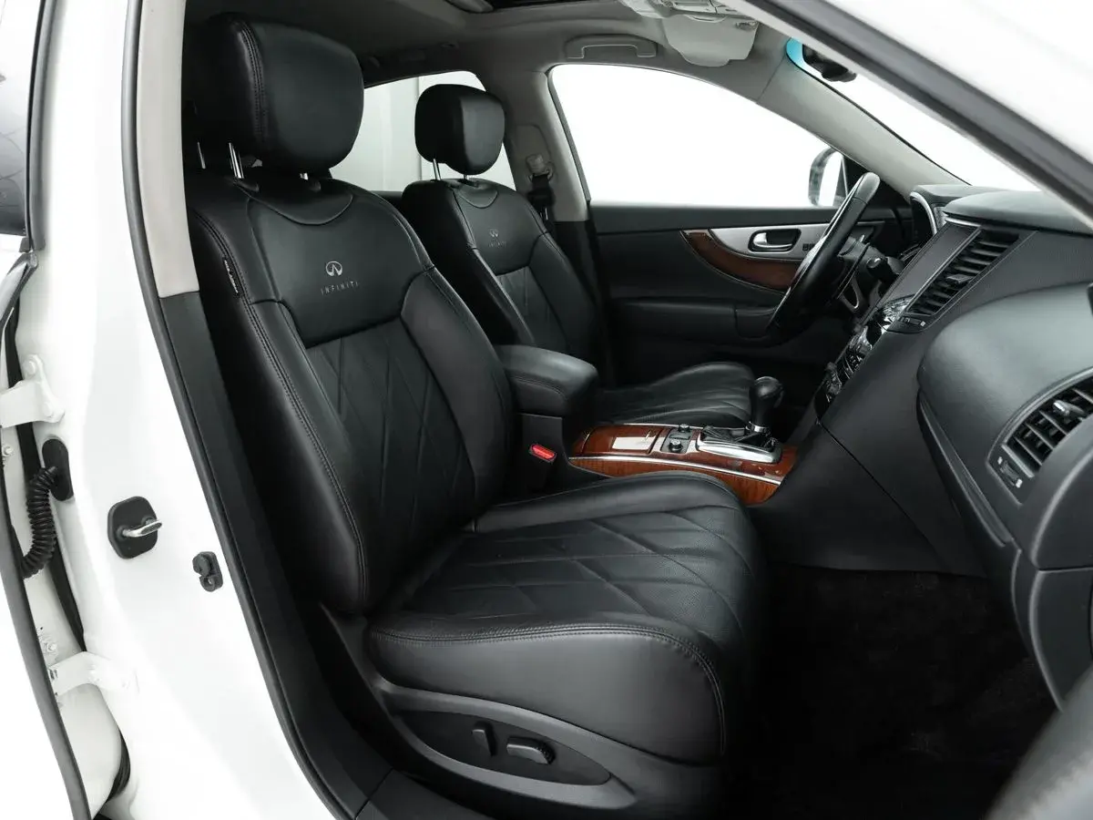 Infiniti FX