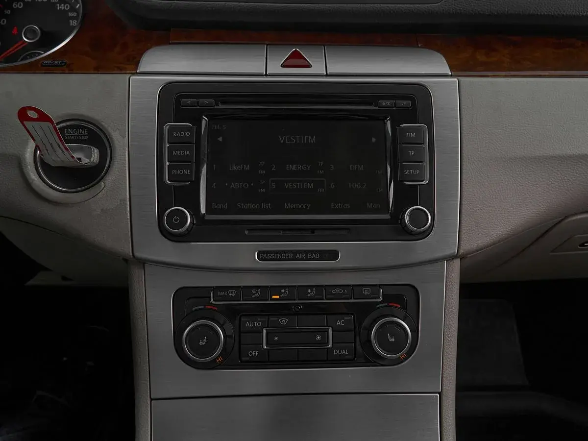 Volkswagen Passat CC