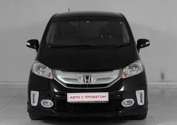 Honda Freed Вид 2