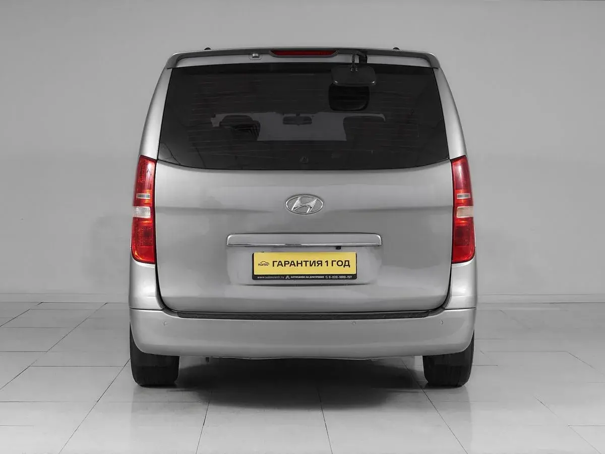 Hyundai Grand Starex