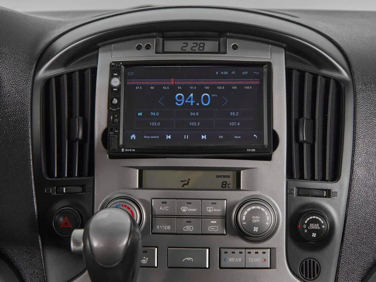 Hyundai H-1