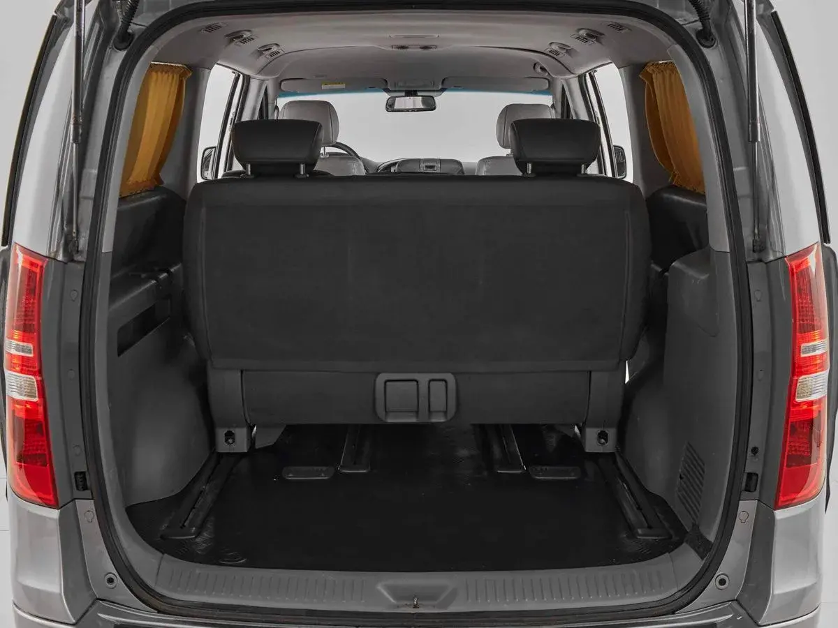 Hyundai H-1