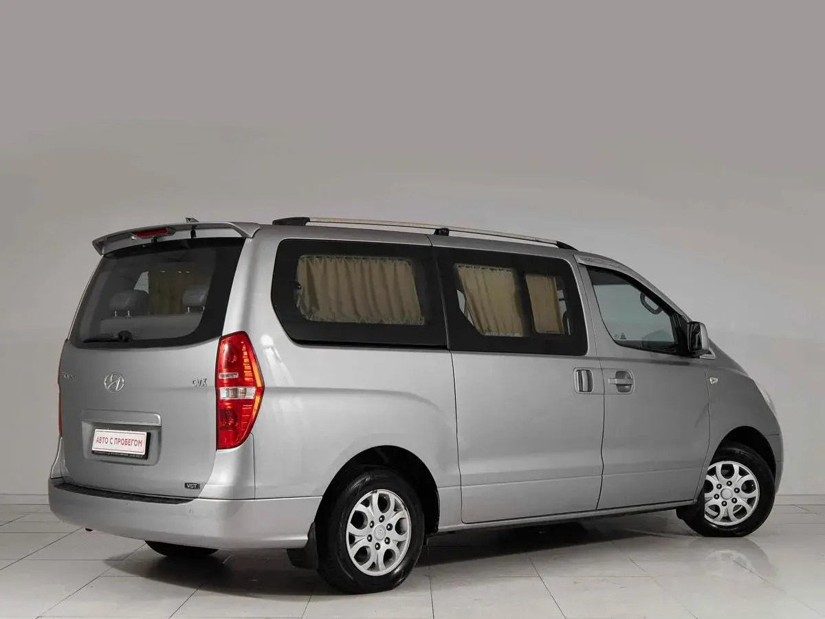 Hyundai H-1