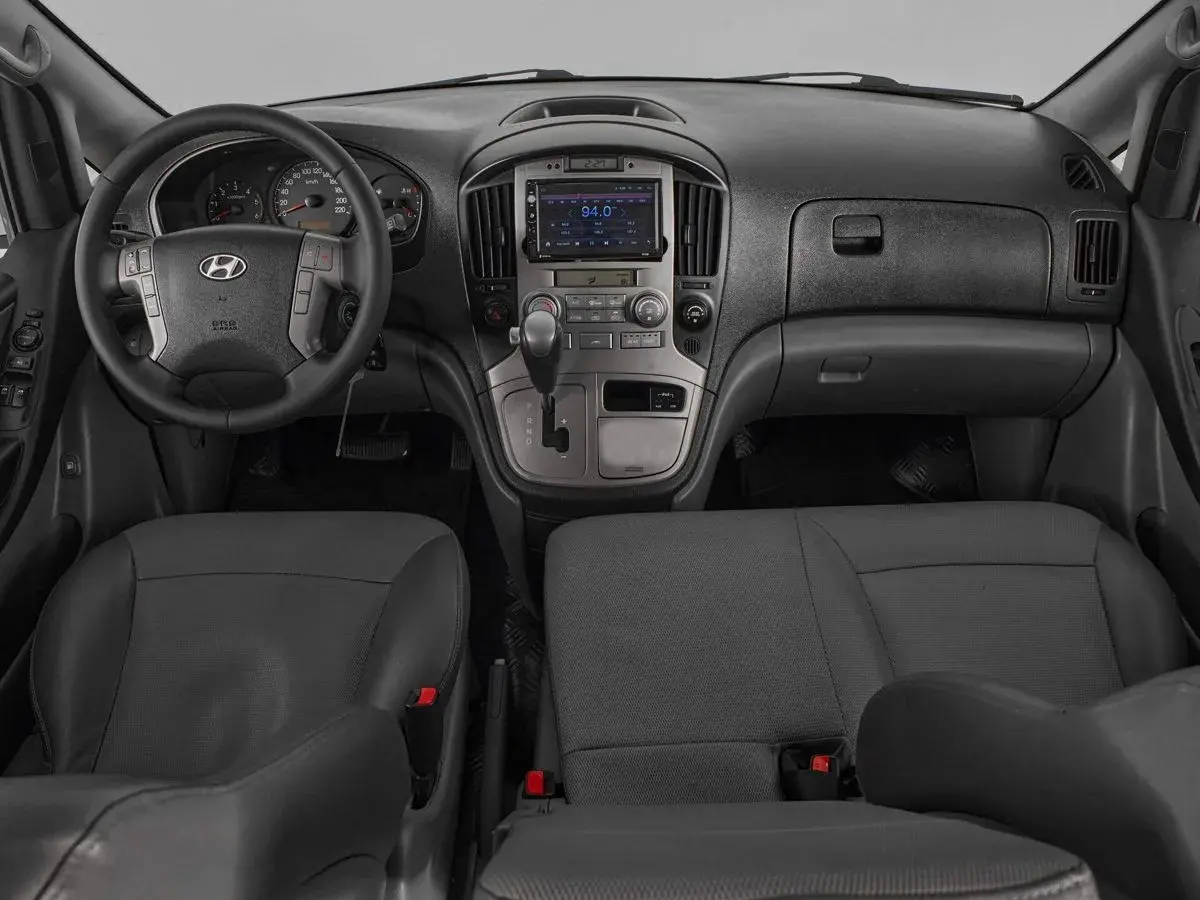 Hyundai H-1