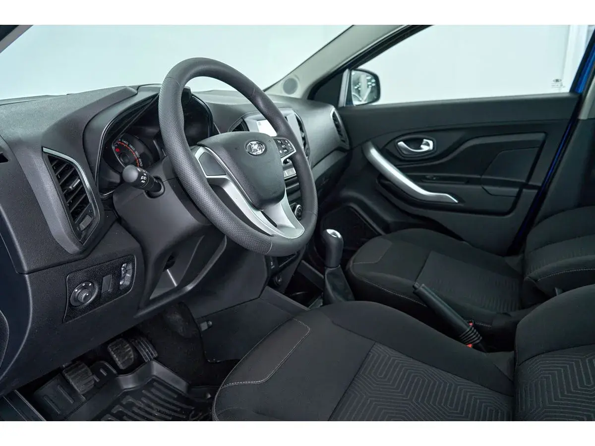 Lada XRAY