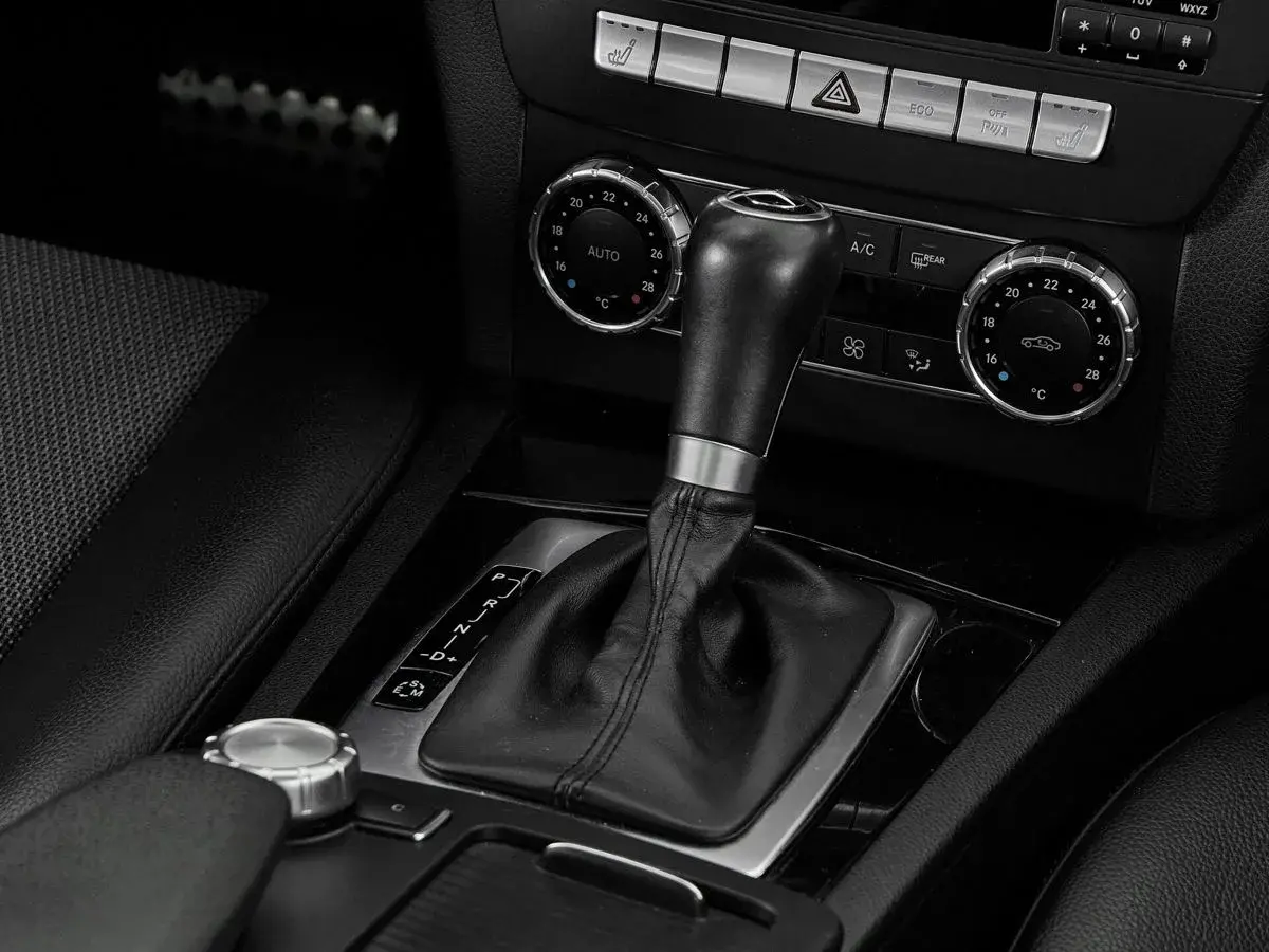 Mercedes benz C-Класс